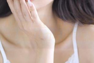 青豆客 – Kiren_程程程女王全系列图包资源，体验她的魅力与风采无限！.txt