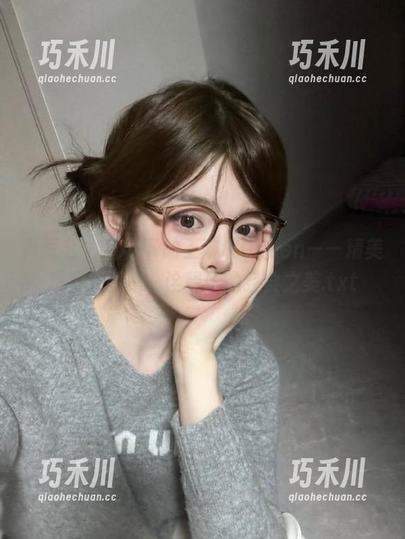 青豆客-王婉悠Queen 青豆客 - 红裙下的王婉悠Queen——精美写真原图集,诠释她的经典之美.txt