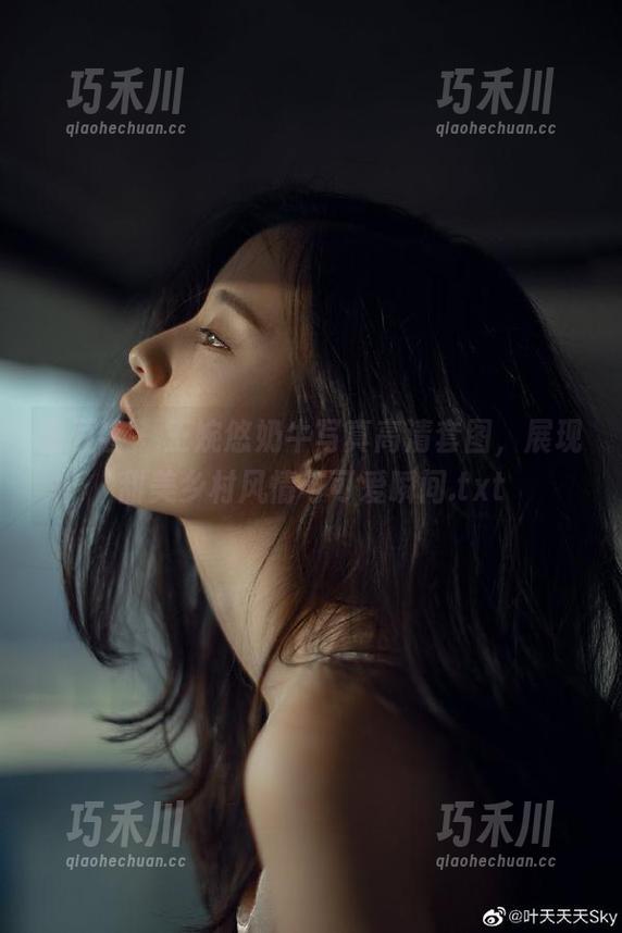 青豆客-王婉悠 青豆客 - 王婉悠奶牛写真高清套图,展现甜美乡村风情与可爱瞬间.txt