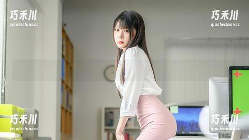 重温香草喵露露学妹的写真之美，原图捕捉绝美瞬间！.txt