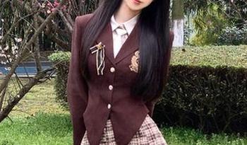 魅妍社 – 凯竹BuiBui天台写真精选：神秘光影下的独特魅力.txt