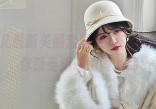 鳗鱼霏儿最新美照套图更新，甜心系列带你感受温暖瞬间.txt